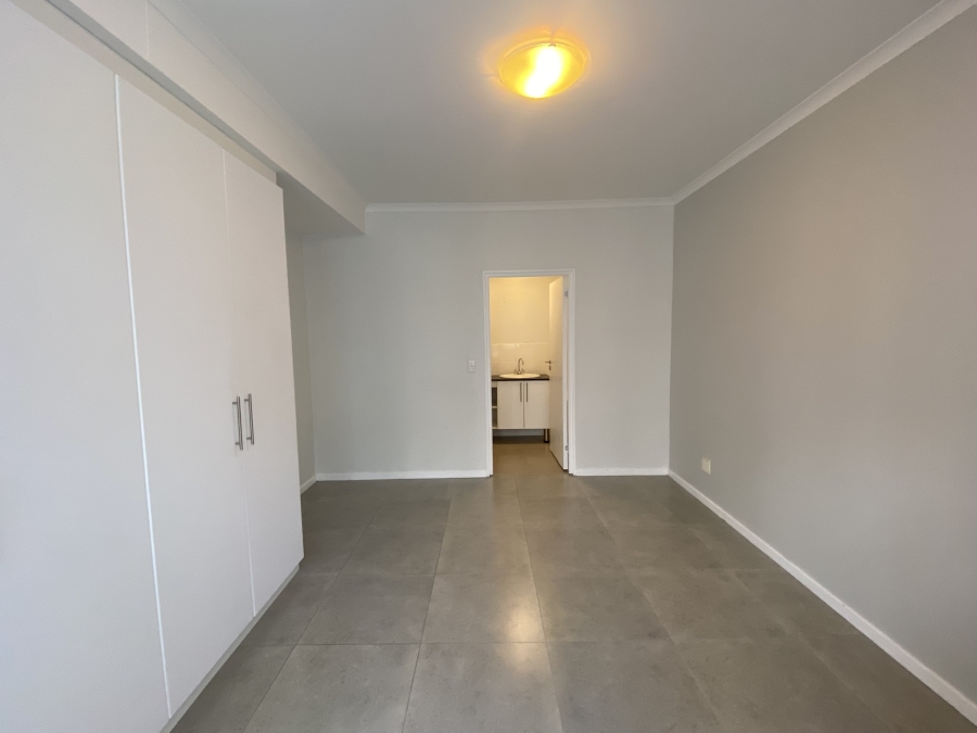 1 Bedroom Property for Sale in Muizenberg Western Cape